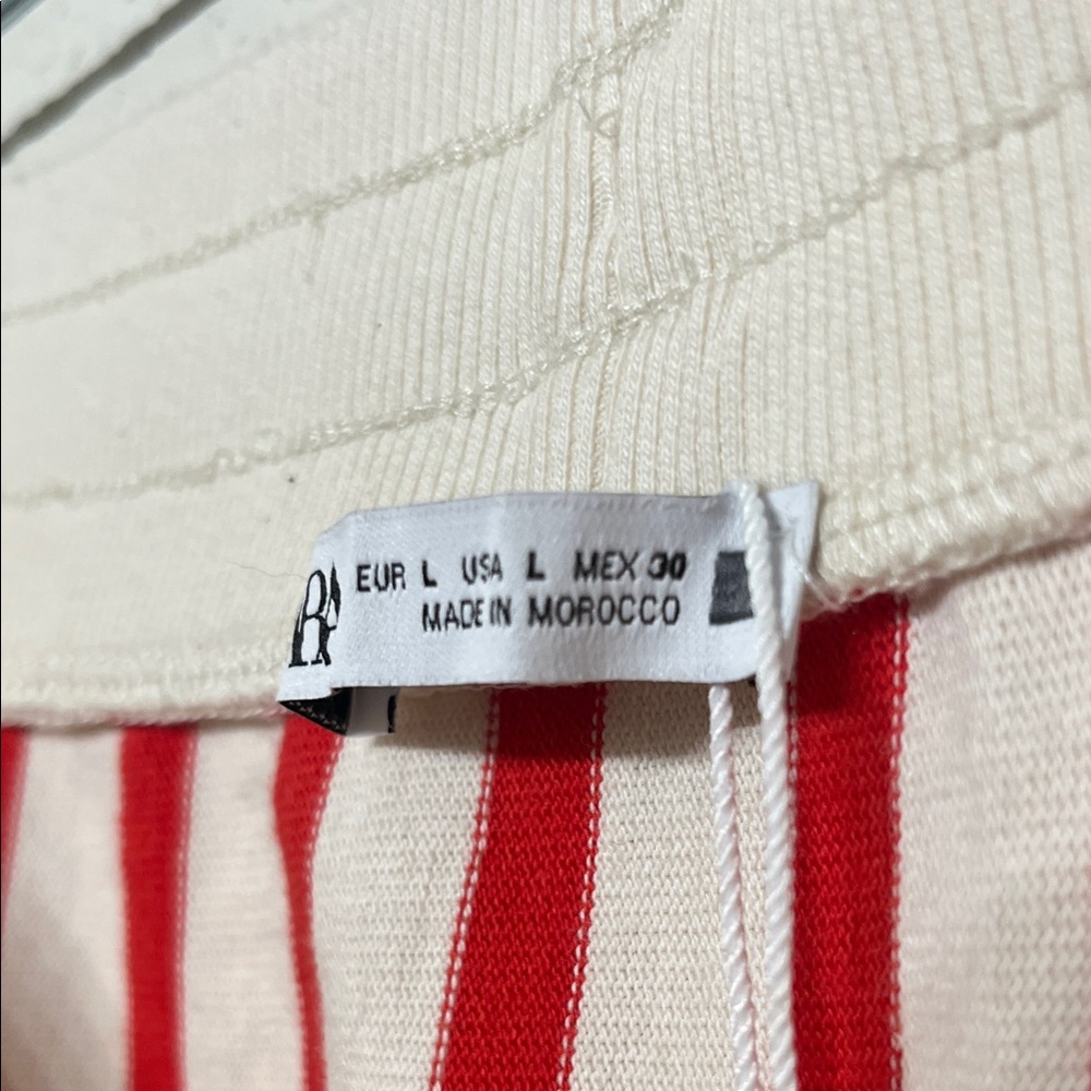 Zara Women’s Red & White Striped Skirt Set (Top-Medium/Skirt-Large) - Picture 12 of 16